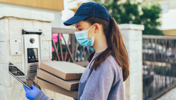DONNA, PIZZA, CAMPANELLO