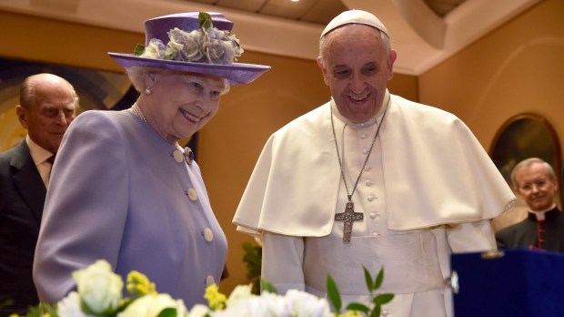 Elżbieta II i papież Franciszek