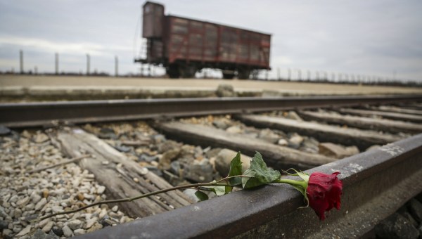 pierwszy transport do Auschwitz