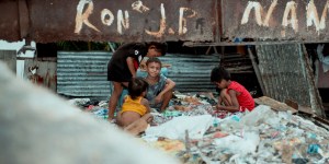 Od 30 lat drugim domem siostry Ewy Mazur jest wysypisko śmieci