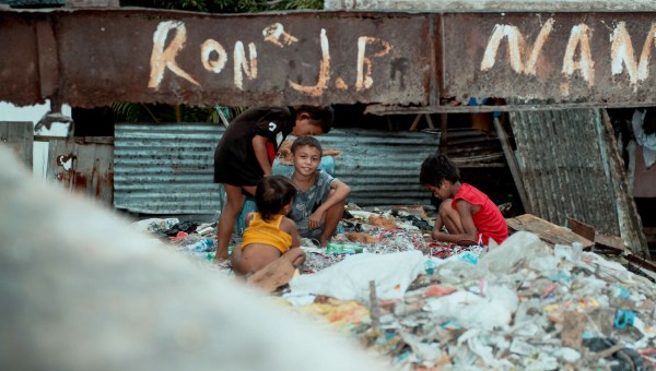 Slumsy w stolicy Filipin - Manili