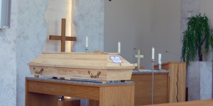 „Macie w niebie kogoś, kto, oprócz Pana Boga, czeka na was”. Kolejny pogrzeb dzieci nienarodzonych