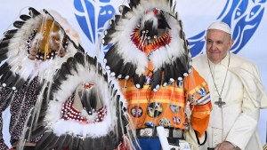 Pope-Francis-Indigenous-community-at-Muskwa-Park-in-Maskwacis-AFP