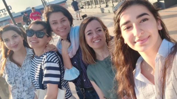 Anusha, Ati, Aqila, María José i Uranus