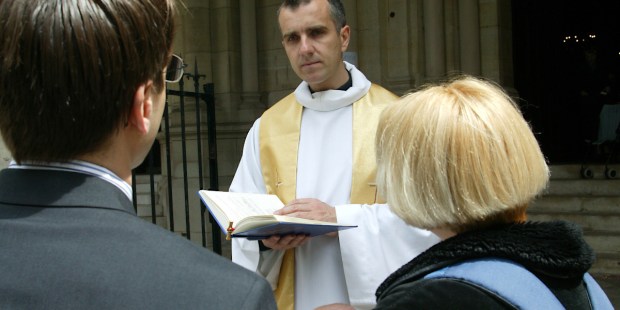 Nie Proszę Księdza Troszeczkę Niżej Pobierz pl.aleteia.org