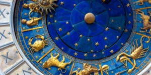 Czy astrologia to dziedzina naukowa? Dlaczego niektórzy nadal wierzą we wróżenie z gwiazd?