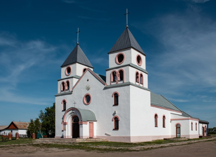 Sanktuarium Matki Bożej Królowej Pokoju w Oziornoje w Kazachstanie