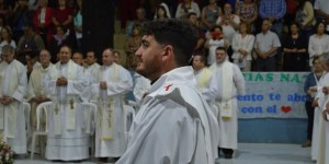 Był 50 dni w śpiączce. A potem przyjął święcenia kapłańskie!