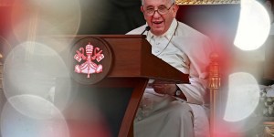 Papież w Bahrajnie: Bóg pokoju nigdy nie prowadzi do wojny, nie skłania do przemocy