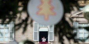 Lekcja od św. Szczepana: miłosierdzie, Słowo, przebaczenie