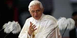 Profesor teologii, strażnik wiary, papież na niespokojne czasy. Kim był Benedykt XVI?