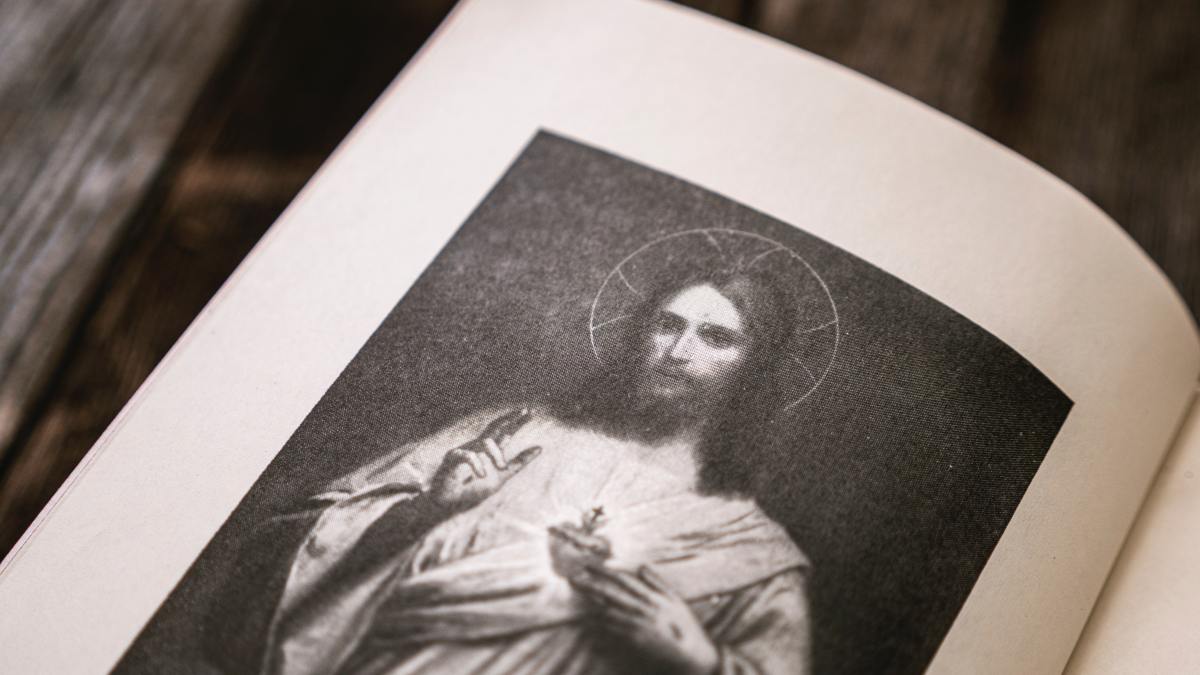 pro-church-media-mJjEDdj0NaY-unsplash.jpg