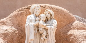 Przyklejeni, Mała Droga, Czuły Dom. Katolickie małżeństwa o Świętej Rodzinie w ich codzienności