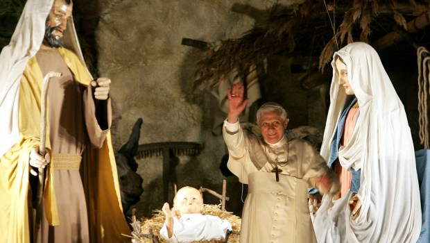 Benedykt XVI i tajemnica Wcielenia