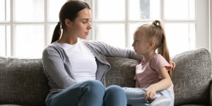 Jak rozmawiać z dzieckiem o przemocy seksualnej?