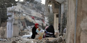 Pierwsze pytanie, jakie usłyszałem: „gdzie jest Bóg?!”. Poruszająca rozmowa z proboszczem z Aleppo
