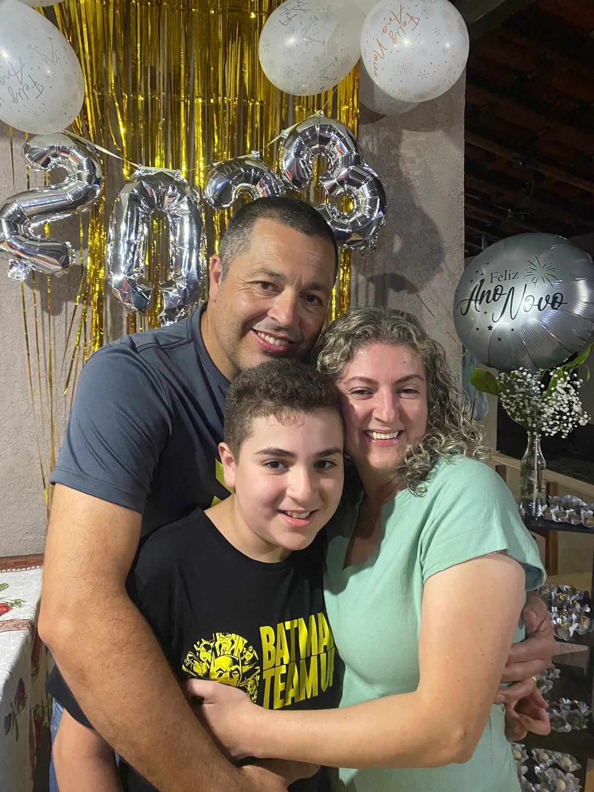 Rafael Gaborin Faria, znany jako "Rafinha" z rodzicami