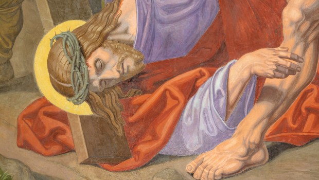 Jezus upada pod krzyżem