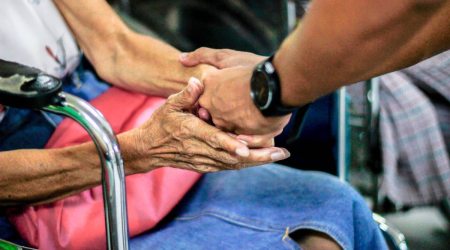 Ratzinger nazwał ją „wyłomem poza świat”. Oto tajemnica skutecznego świadczenia o Bogu [komentarz do czytań]