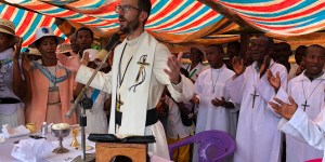 Mamy propozycję postanowienia na Wielki Post! Adoptuj misjonarza