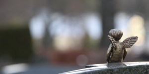 „Kiedy rodzice tracą skarb&#8230;” Pogrzeb dzieci nienarodzonych w Bydgoszczy