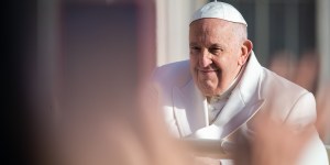 Franciszek ma zapalenie oskrzeli. Najnowsze wieści o stanie zdrowia papieża
