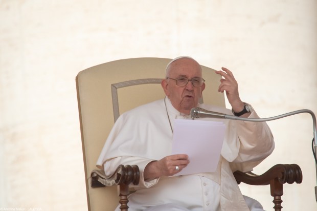 Pope-Francis-General-Audience-St-Peters-Square-Antoine-Mekary-ALETEA