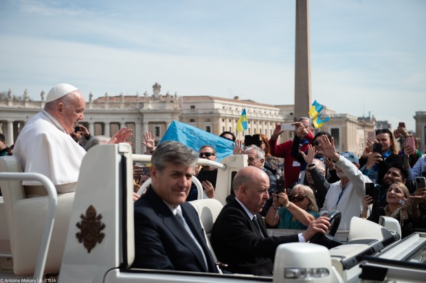Pope-Francis-General-Audience-St-Peters-Square
