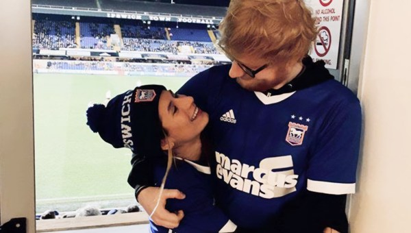 Corner Item Image - Niespodzianka! Słynny gwiazdor nagrał piosenkę po polsku