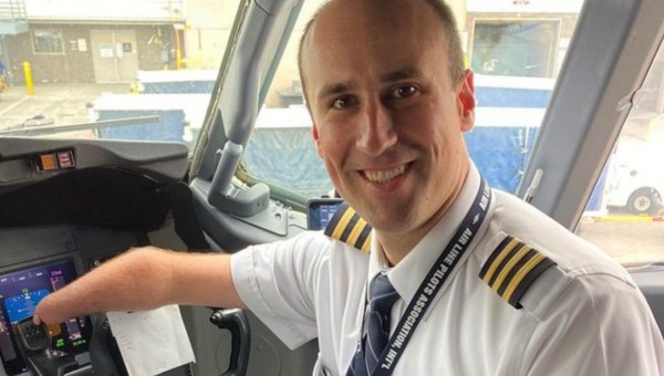 Eric Gaffney, jednoręki pilot