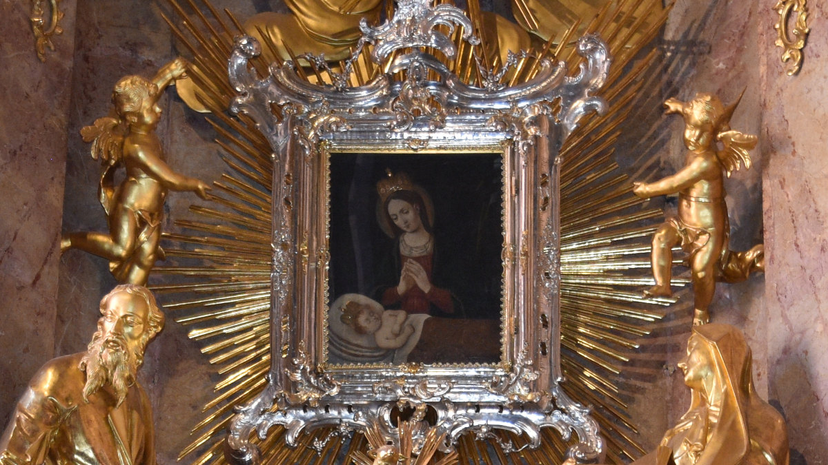 Obraz Matki Bożej Pocieszycielki Strapionych w katedrze w węgierskim mieście Gyor