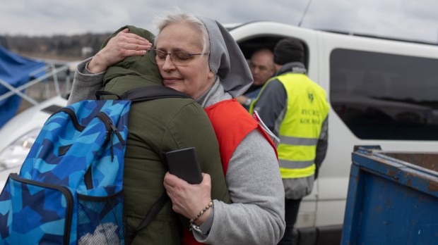 Zakonnice pomagające uchodźcom na Ukrainie