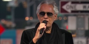 Bocelli do uczestników Marszu dla Życia: „Wszystko zawdzięczam decyzji mojej mamy”