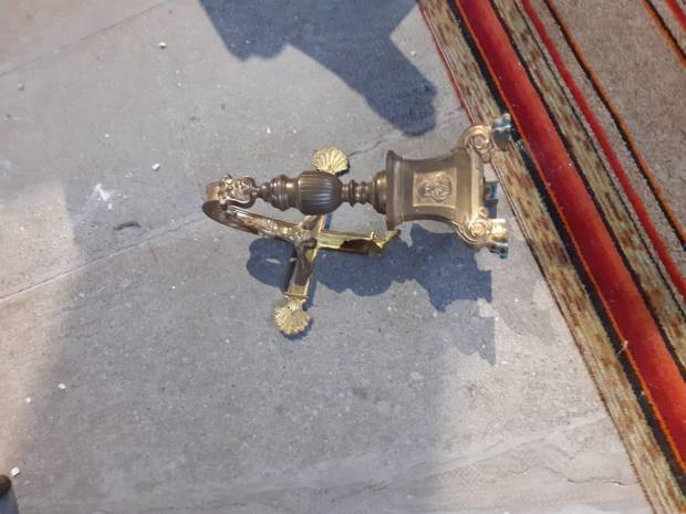 profanation, vandalisme, église