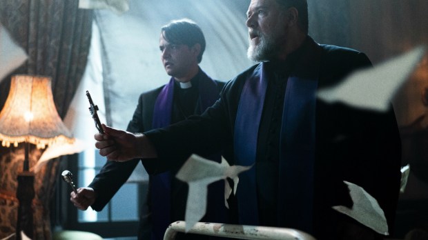 RUSSELL CROWE in THE POPE'S EXORCIST (2023)