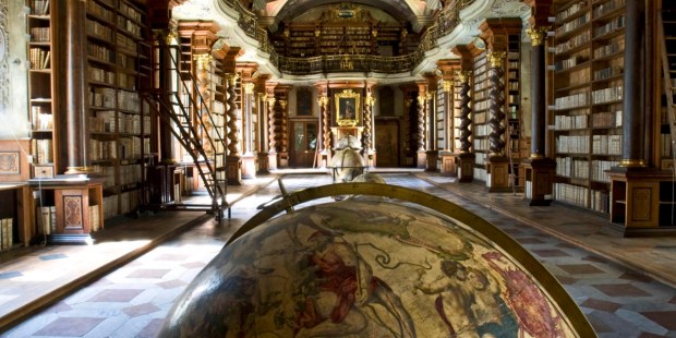 [GALERIA] Najpiękniejsza biblioteka świata znajduje się niedaleko od nas!