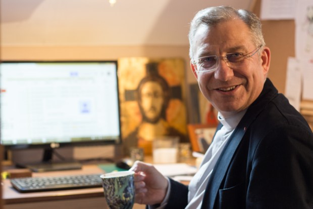 Ksiądz Mirosław Maliński