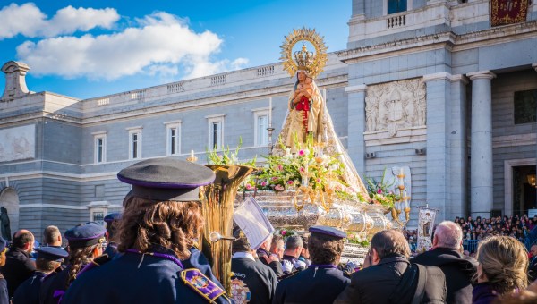 Corner Item Image - Religijne przebudzenie młodych w Hiszpanii. Czy sekularyzacja traci impet?
