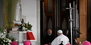 Czy podczas wizyty papieża Franciszka w Fatimie wydarzył się cud?