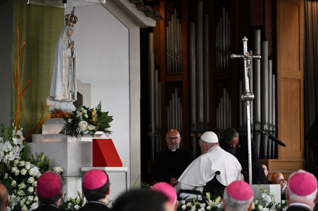 Pope Francis - Holy Rosary prayer-Chapel of Apparitions - Sanctuary of Our Lady of Fatima
