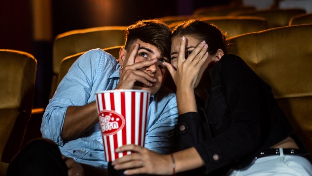 couple close at scary movie