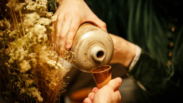 Corner Item Image - Paweł radzi Tymoteuszowi, by nie pił samej wody. Jaki jest głębszy sens rady z 1. Listu do Tymoteusza?