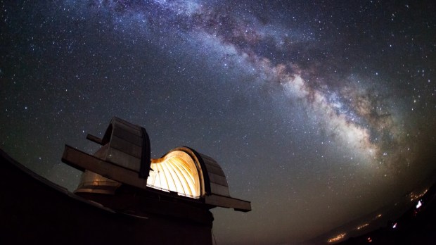 observatory open to watch stars