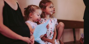 Choć mówi kazania dla dzieci, słuchają go też tłumy dorosłych. „Chcę zaciekawić tajemnicą”  [wywiad]