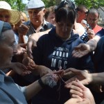 „Ludzie pragną Boga bardziej niż chleba”. Cudowne Medaliki i siostry szarytki na linii frontu