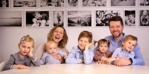 8 dzieci w tym 7 adoptowanych. Rodzina Olków zagra Świętą Rodzinę na Orszaku Trzech Króli
