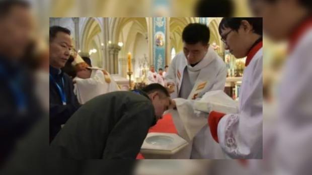 W Szanghaju chrzest przyjęło 83 osoby
