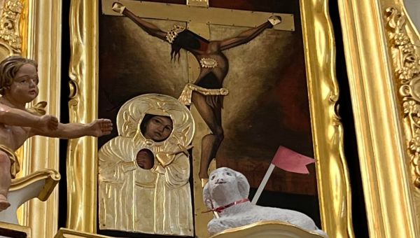 Na obrazie w Kamieniu Pomorskim pojawiły się krwawe łzy