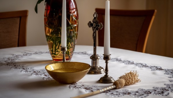 Kolęda: odwiedziny duszpasterskie. Spotkanie czy formalność?