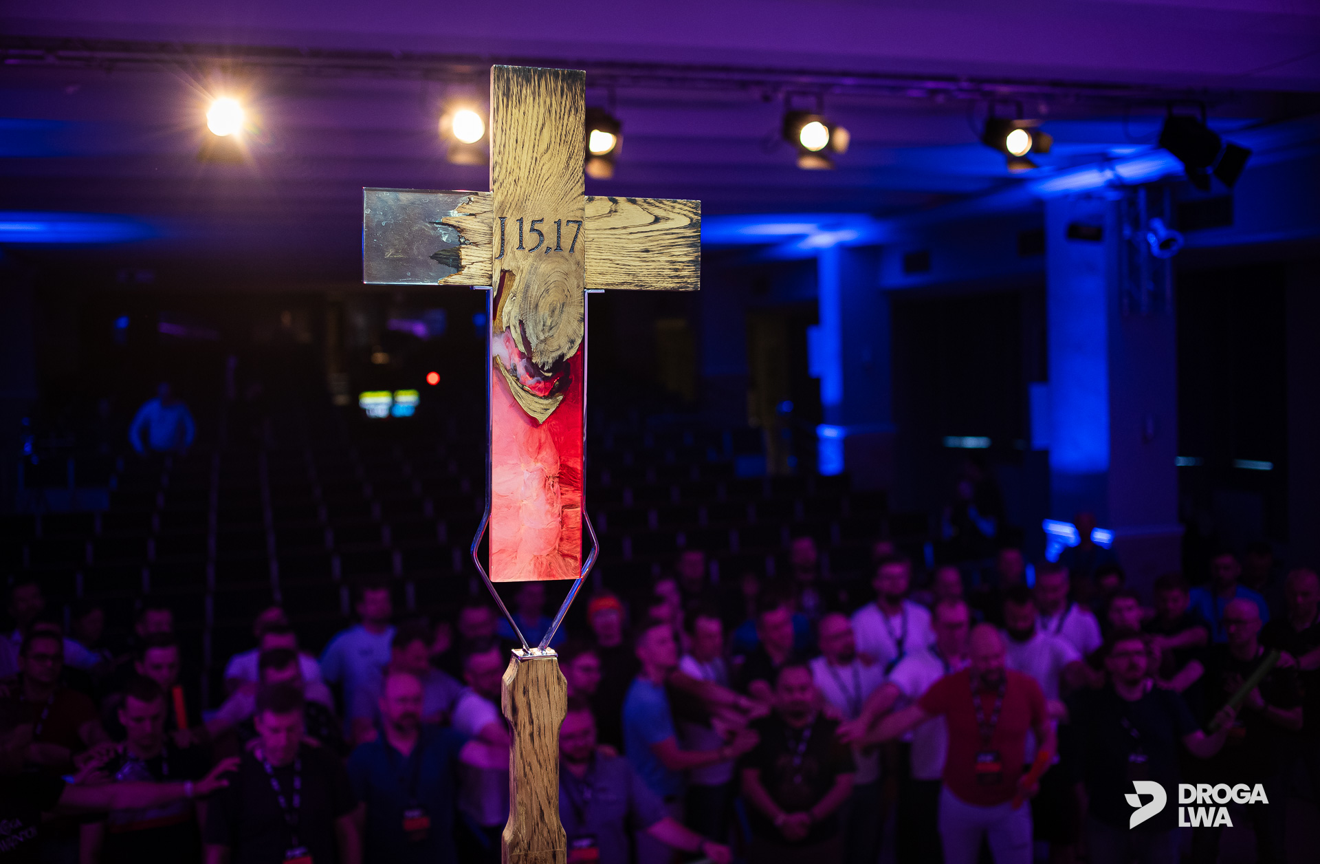 {"rendered":"[GALERIA] Skuteczniej, ni\u017c rekolekcje parafialne. Ju\u017c wkr\u00f3tce Droga Lwa"}